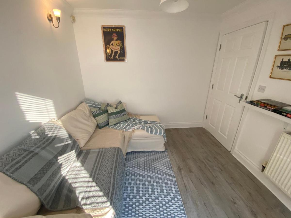 Modern Coastal Cottage 5 Minutes From The Ocean -Pet Friendly Рамсгейт Екстериор снимка