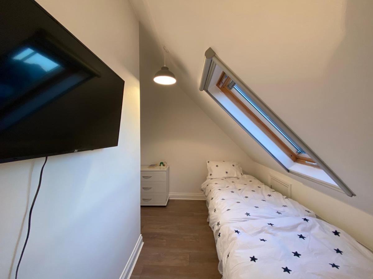 Modern Coastal Cottage 5 Minutes From The Ocean -Pet Friendly Рамсгейт Екстериор снимка