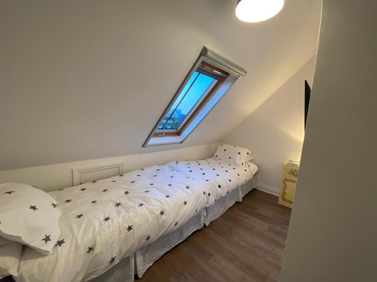 Modern Coastal Cottage 5 Minutes From The Ocean -Pet Friendly Рамсгейт Екстериор снимка